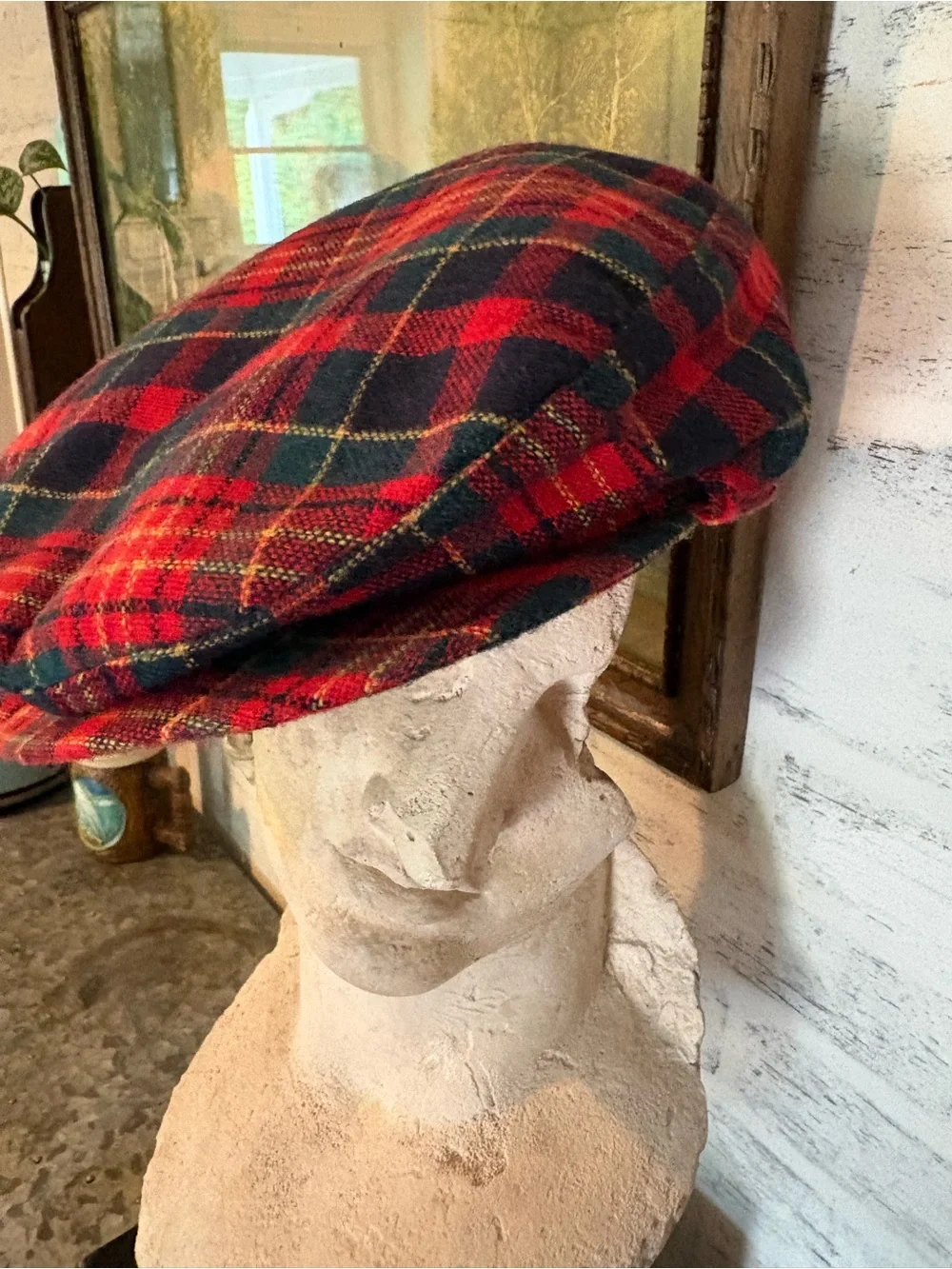 70’s classic vintage red tartan plaid wool flat cap